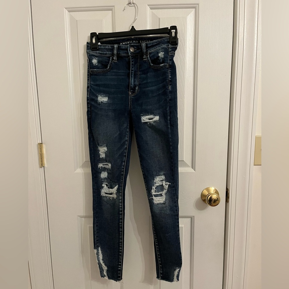 Ripped skinny jeans